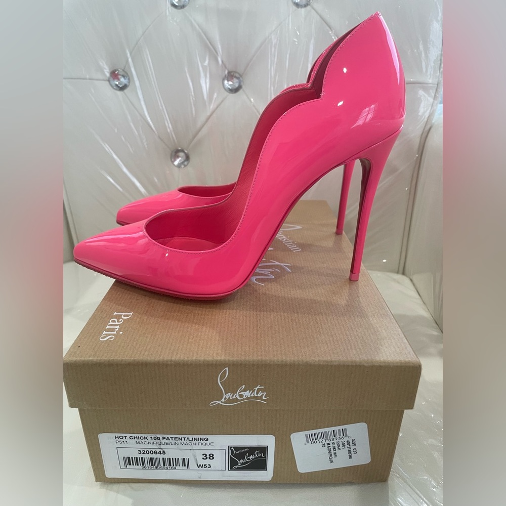 Hot pink hot chick Louboutin pumps